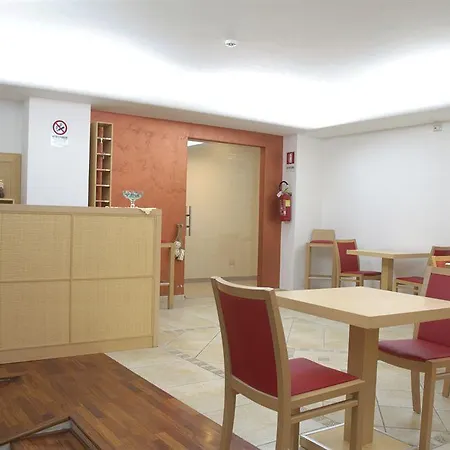 Hotel Town 3*