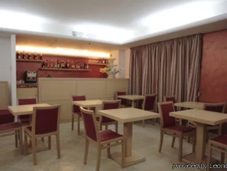 Town Hotel Catânia