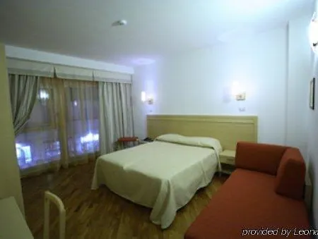 Hotel Town Catânia